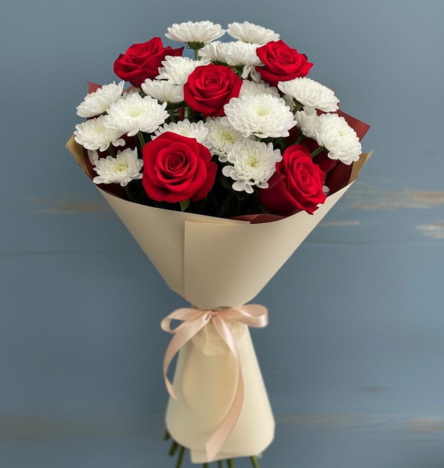 Букет цветов из: Розы и Хризантемы в Алабушево