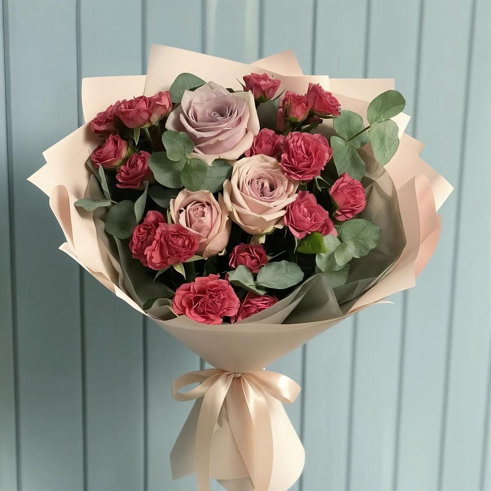 Букет цветов из: Гвоздики и Розы в Алабушево