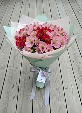 Букет цветов из:  Альстромерии #REPLACE_PRED# Алабушево