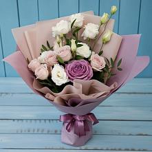 Букет цветов из:  Розы и Лизиантусы в Алабушево