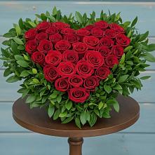 Цветочная композиция из Розы в виде сердца в Алабушево