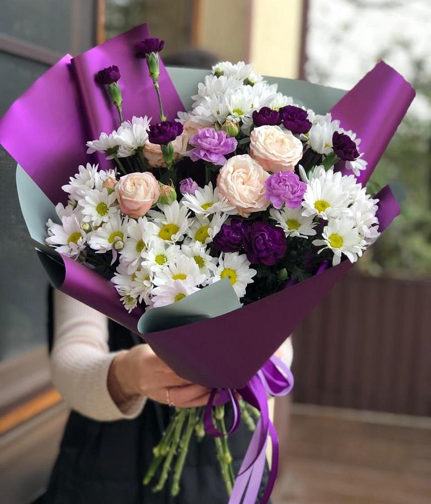 Букет цветов из: Хризантемы, Гвоздики и Розы в Алабушево