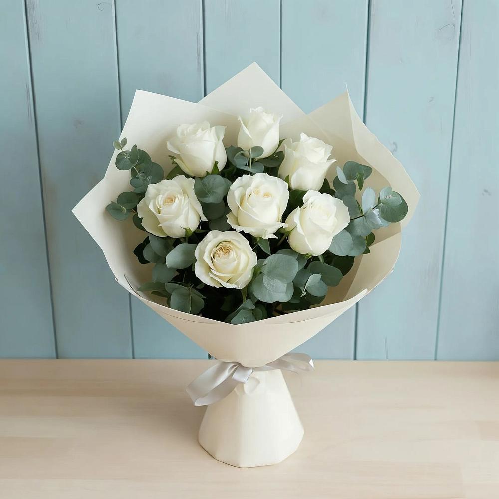 Букет Белые розы в Эвкалипте в Алабушево