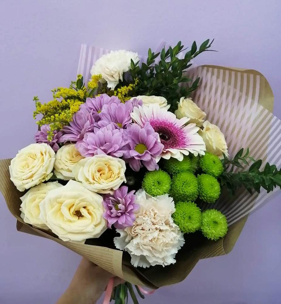 Букет цветов из: Хризантемы, Розы, Гвоздики и Герберы в Алабушево