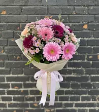 Букет цветов из:  Герберы и Хризантемы в Алабушево