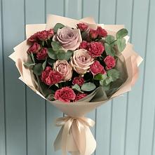 Букет цветов из:  Гвоздики и Розы в Алабушево
