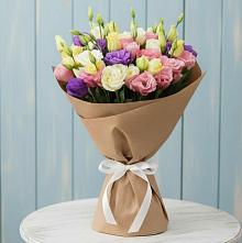 Букет цветов из:  Лизиантусы в Алабушево