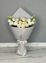 Букет цветов из:  Розы и Лизиантусы в Алабушево